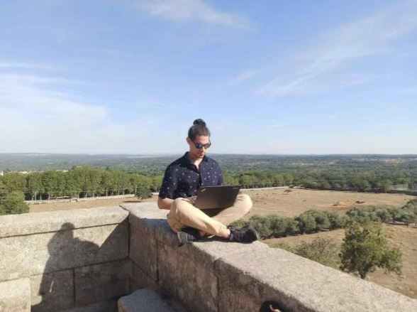 Trading | What Digital Nomads Do for A Living One Search Pro Marketing